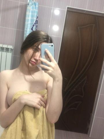 Проститутка Элеонора